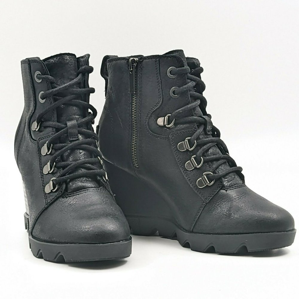 Sorel Women Joan Uptown Black Leather Lace Wedge Ankle Boots Sz 6.5